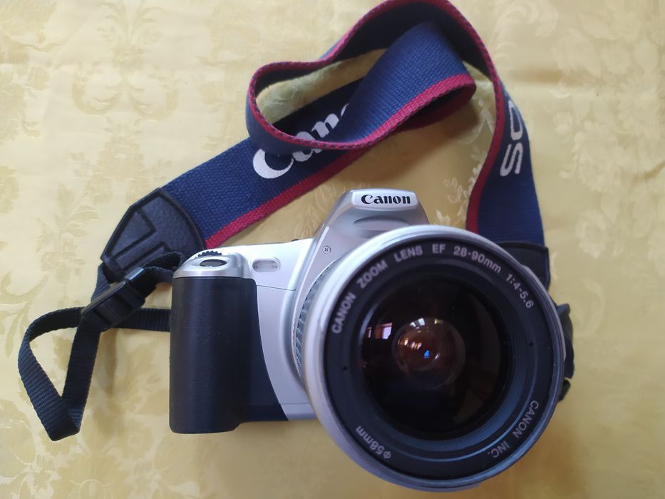 Aparat Canon EOS 300