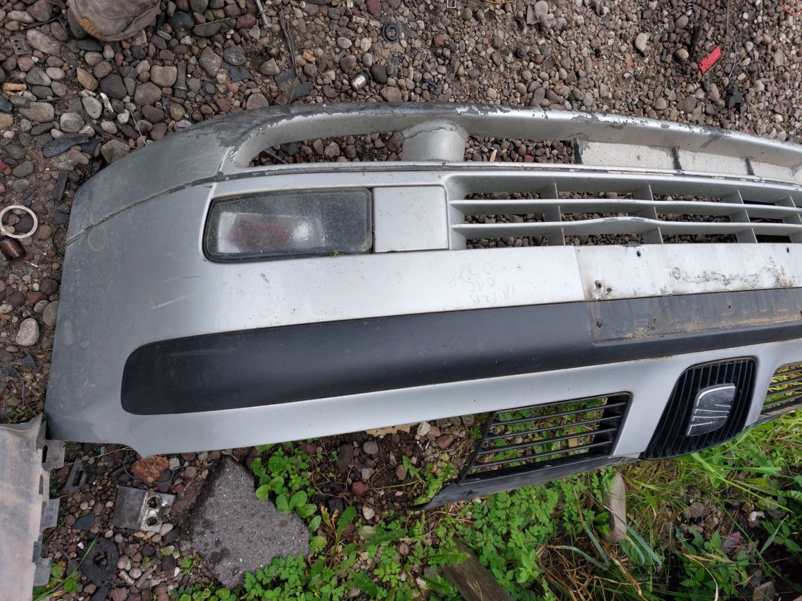 Seat Ibiza II FL zderzak kompletny halogeny kratki grill