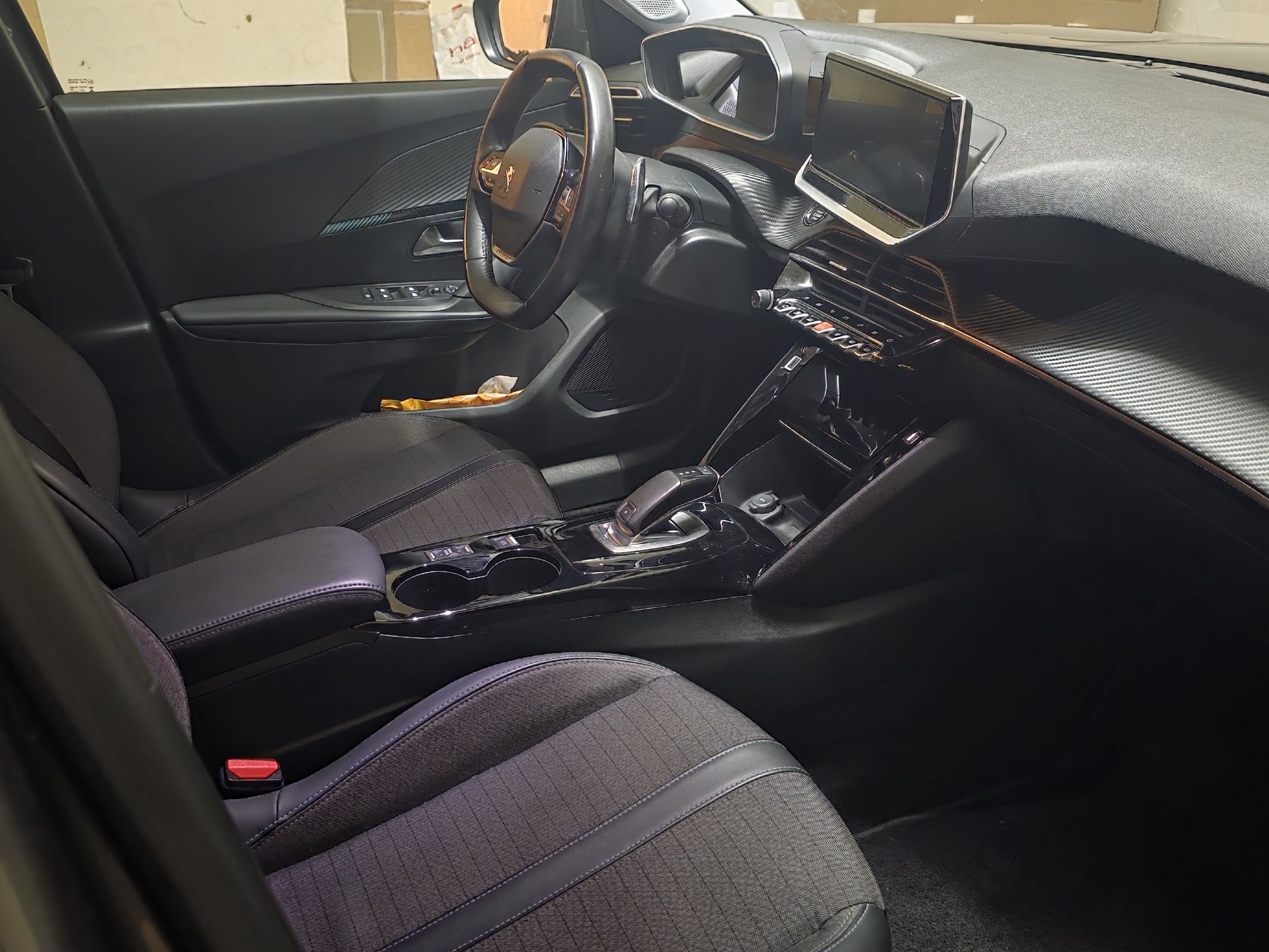 Peugeot 2008 1.2 130 Allure