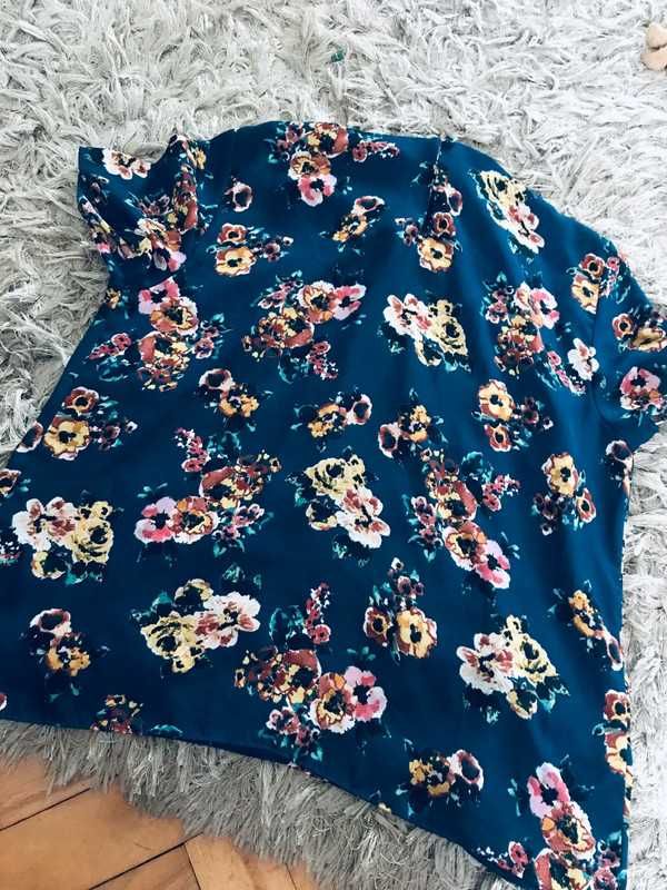 Luźna bluzka w kwiaty Laura Ashley, XL