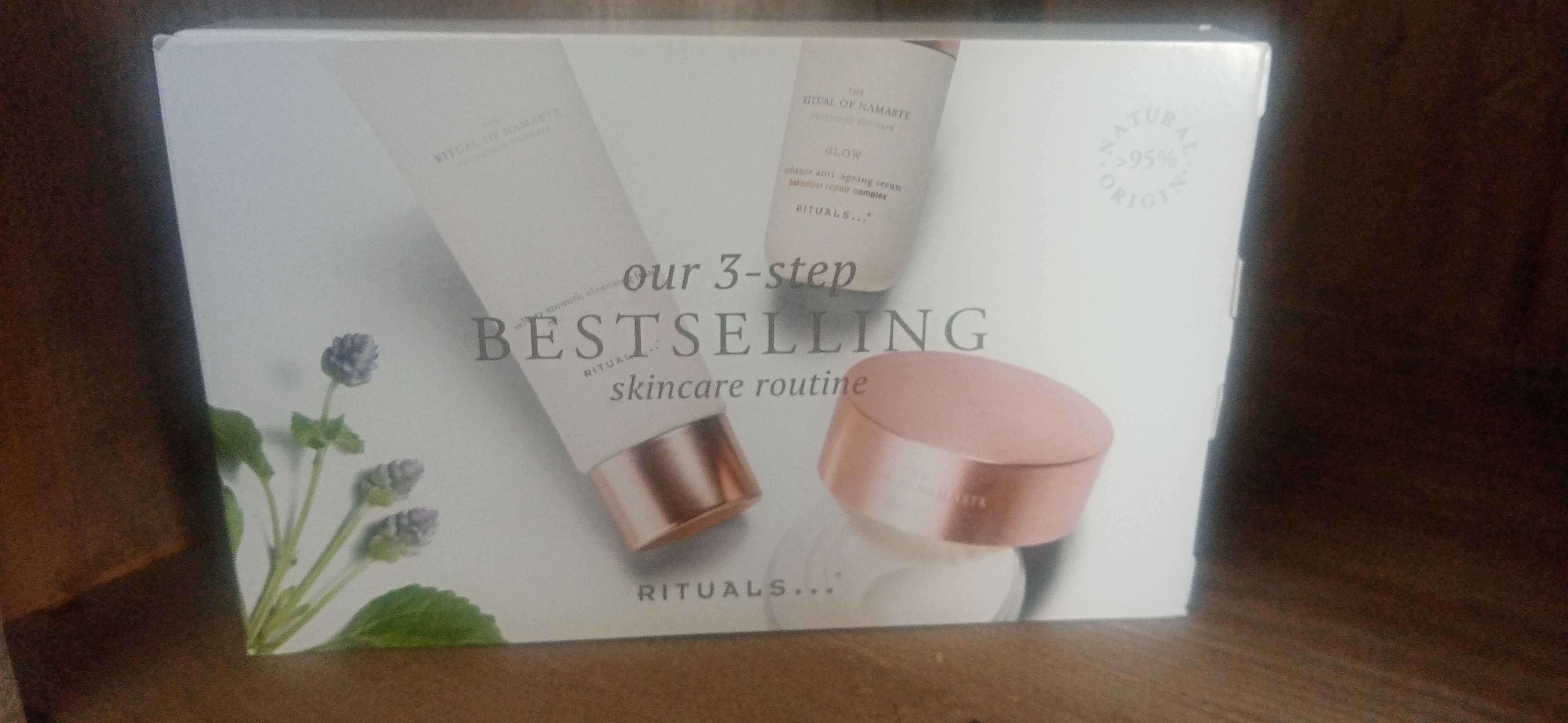 Rituals namaste zestaw: krem do twarzy, serum, pianka