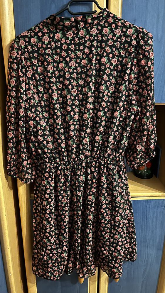 Sukienka top secret xs