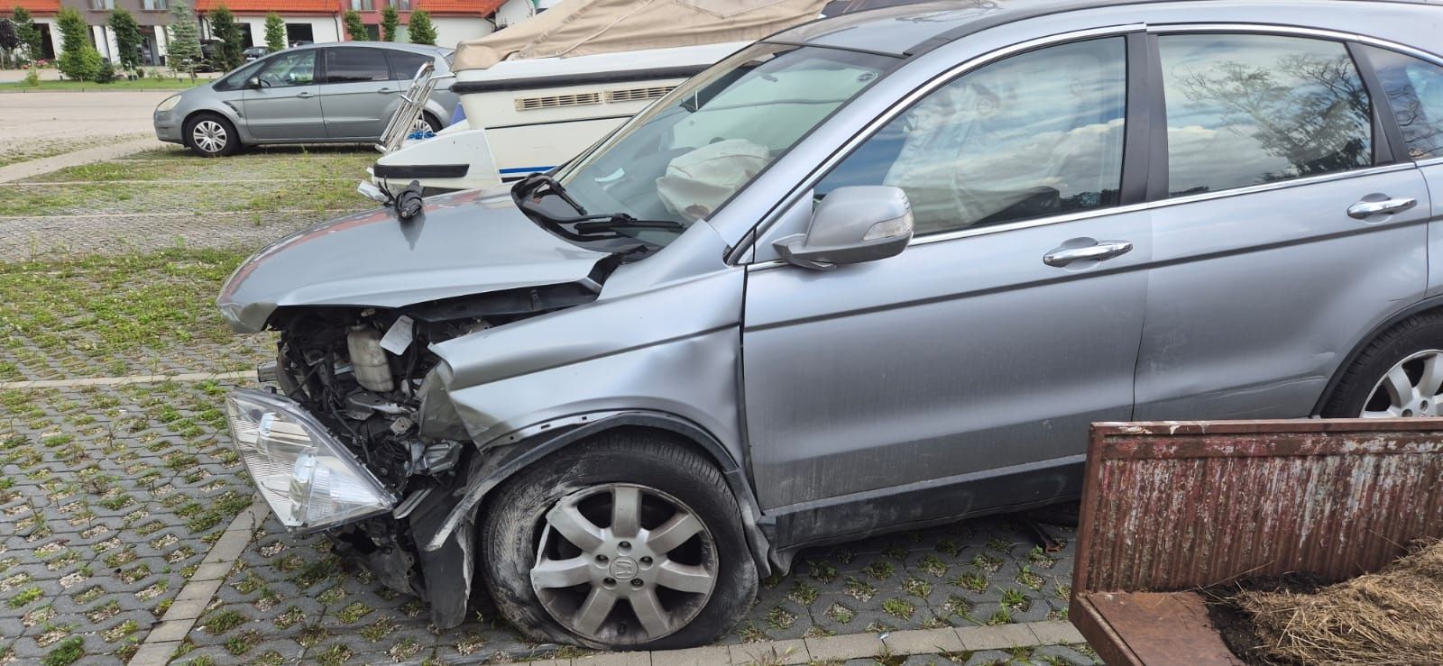 Honda crv uszkodzona