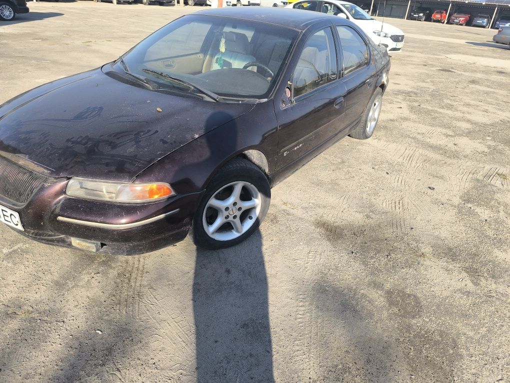 Продам автомобиль chrysler 1995г