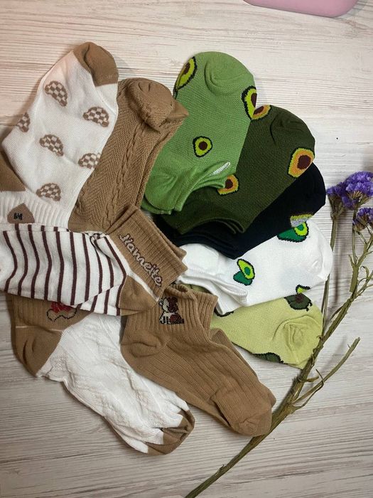 Носки різнокольорові, з принтами