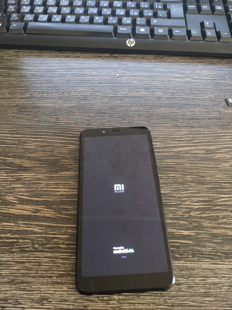 Смартфон Xiaomi Redmi 6 3/32 слабая батарея