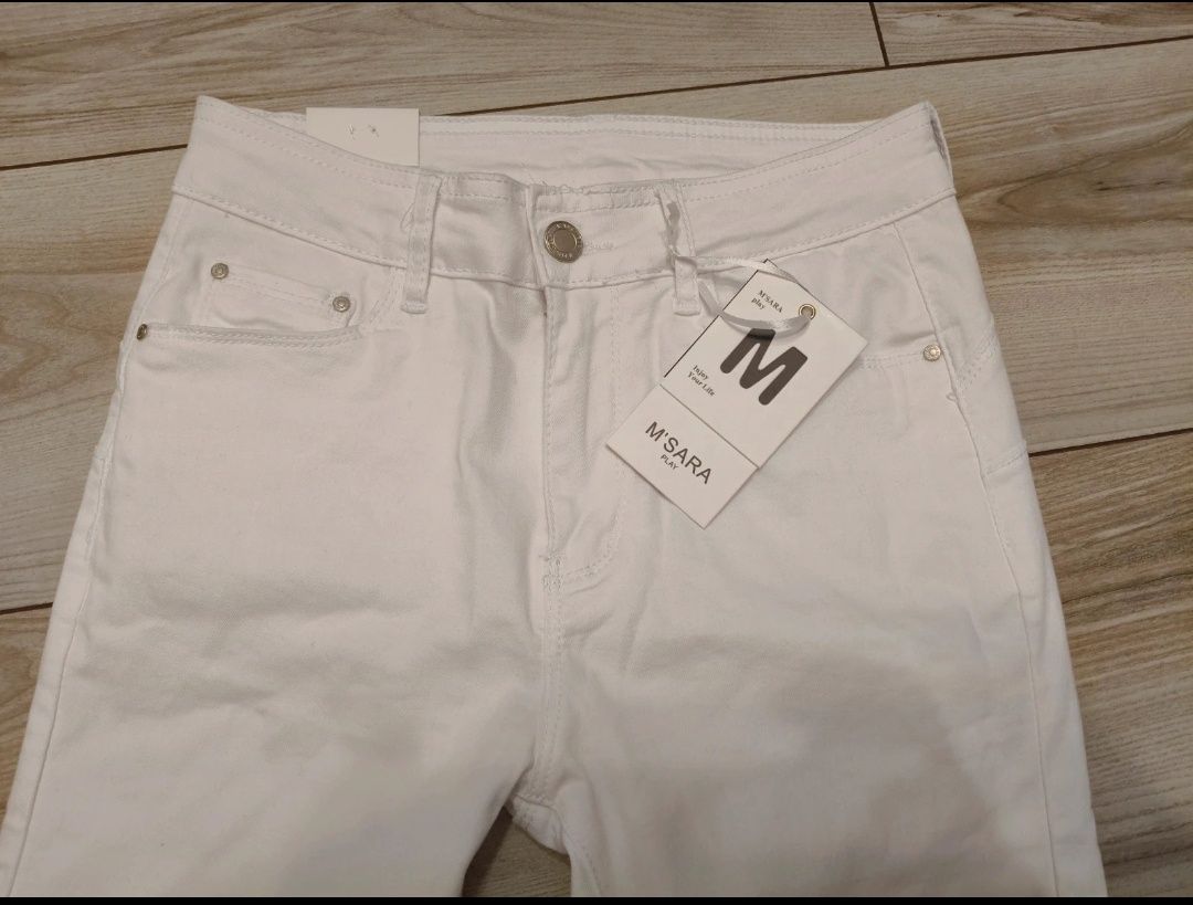 Nowe jeansy pushup