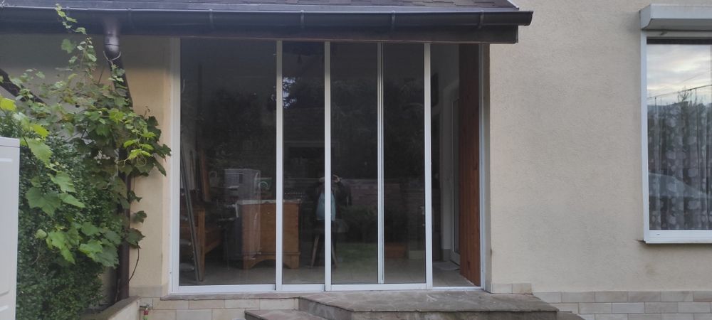 Розсувні двері-вікно для ганку,альтанки балкону