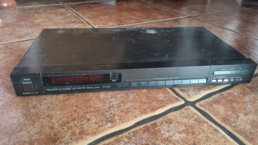 Tuner firmy Technicks