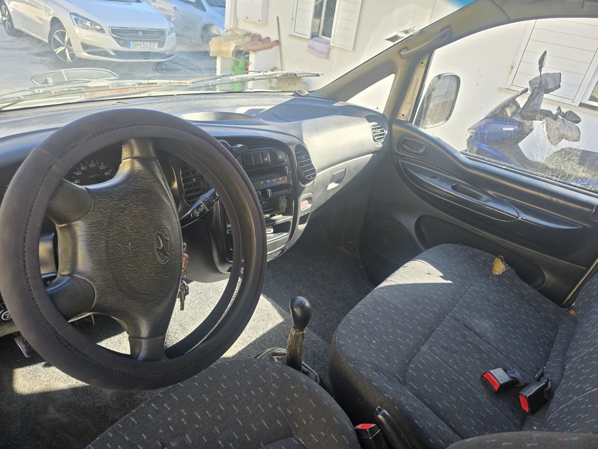 HYUNDAI H-1 pronta andar