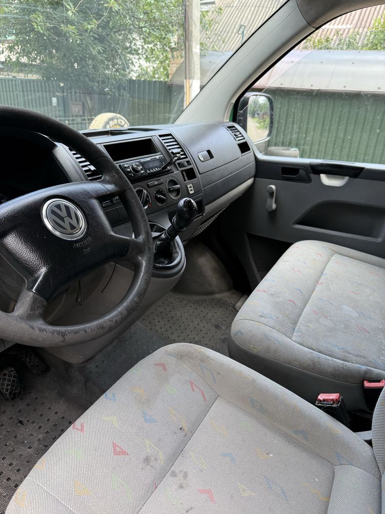 Бус Volkswagen T5 LONG 1.9 дизель механика 2007 груз/пасс