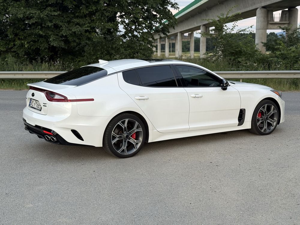 Kia Stinger 3.3 v6 4x4 Panorama, automat GT line