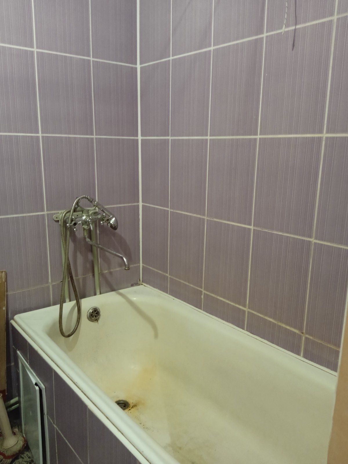 Продам 2х.кімн.кввртуру в мтс .Бірки ( Мерефа)52м 12т.900