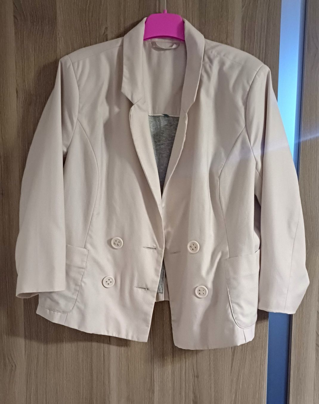 Piękna pudrowa marynarka STYLE S