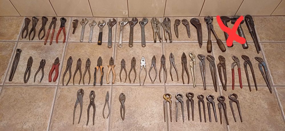 Podnośniki, siekiery ,młotki ,klucze cęgi,gwintownice,kleszcze,nożyce