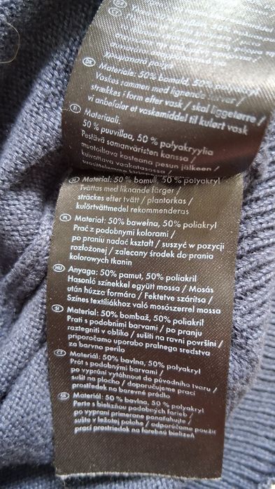 Sweter męski w serek