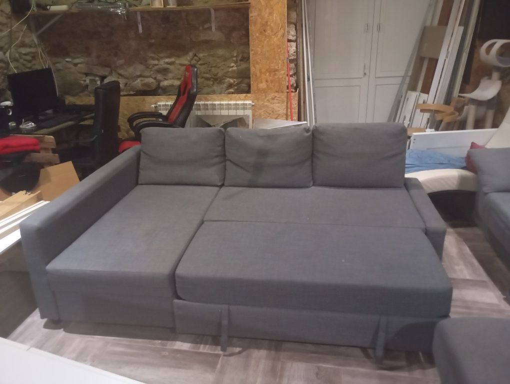 Sofá cama com baú