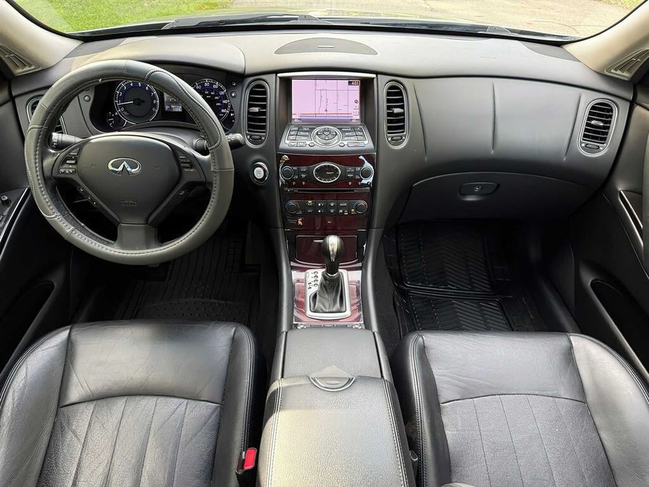 Infiniti QX50      2017