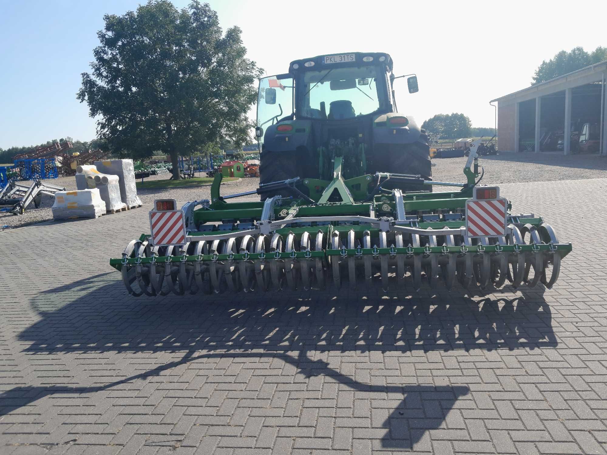Brona kompaktowa MEGATRON S4 m Tolmet talerzówka popokazowa
