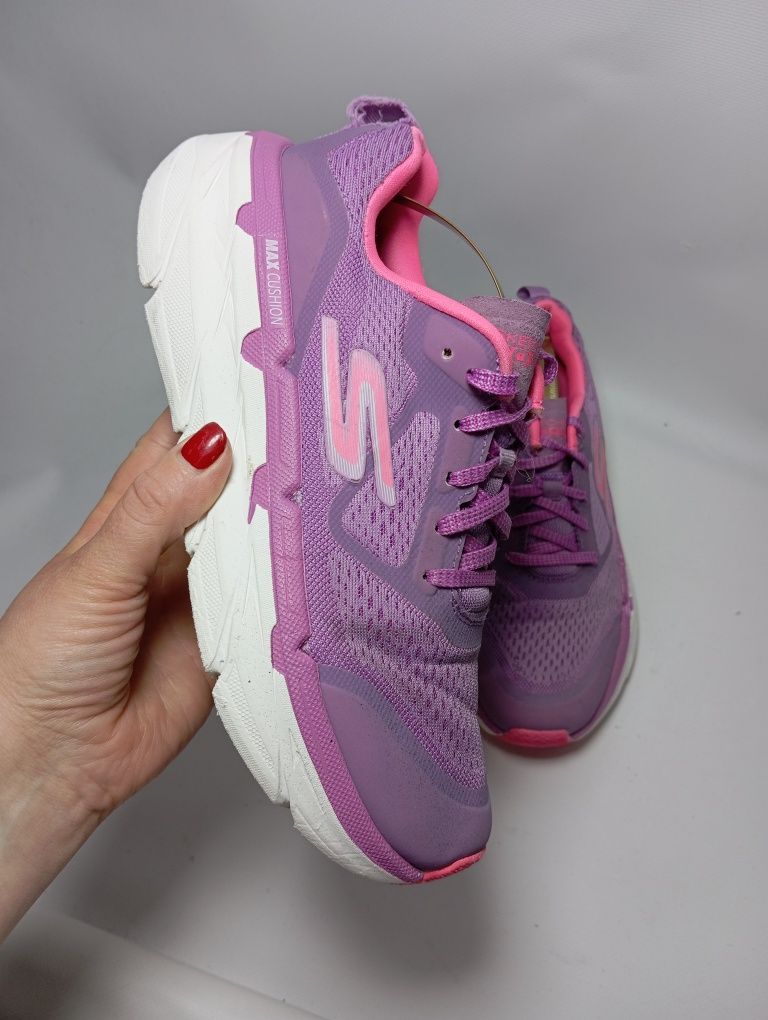 Продам кросівки Skechers