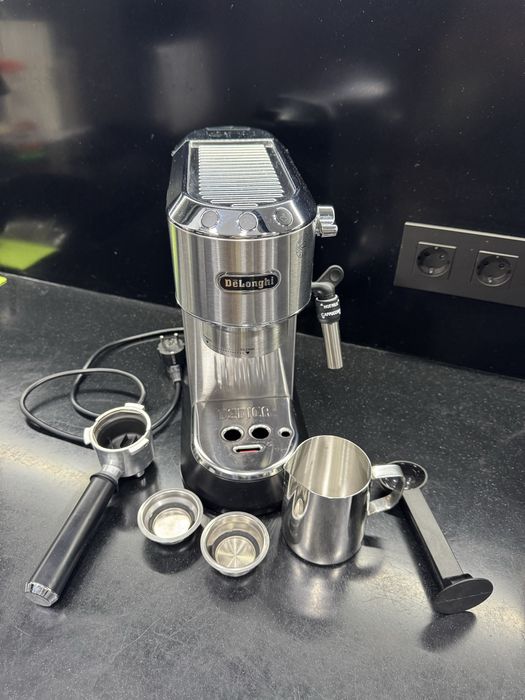 Кавоварка DeLonghi EC685.M