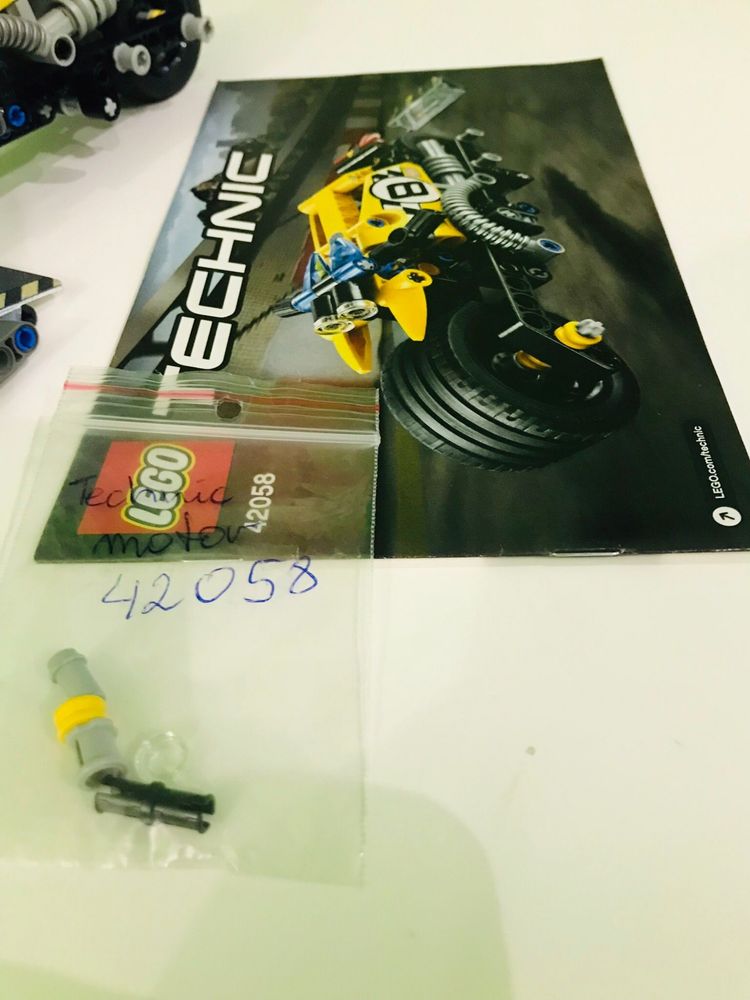 Lego technic 42058 kaskaderski motocykl