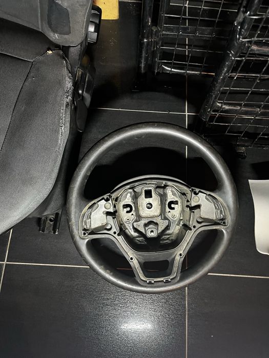 Fiat Doblo II  FL fotele, przegroda i inne