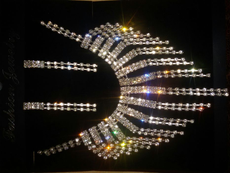 Колье, серьги