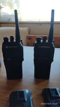 Motorola GP 340 radio professional ( par ) UHF/ VHF