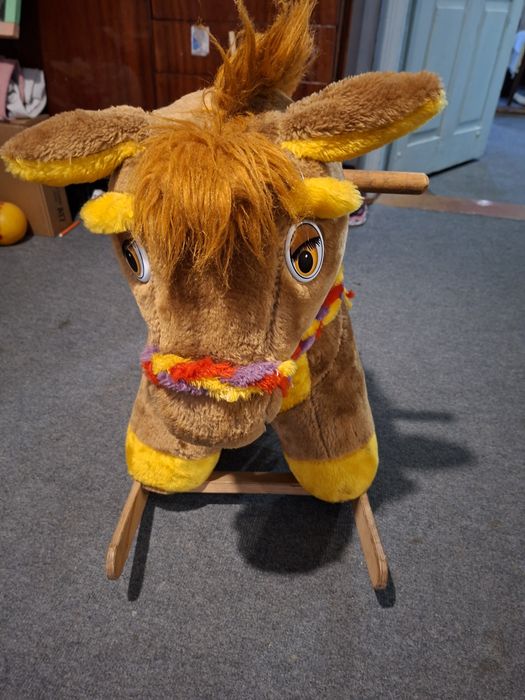 Конячка - гойдалка дитяча