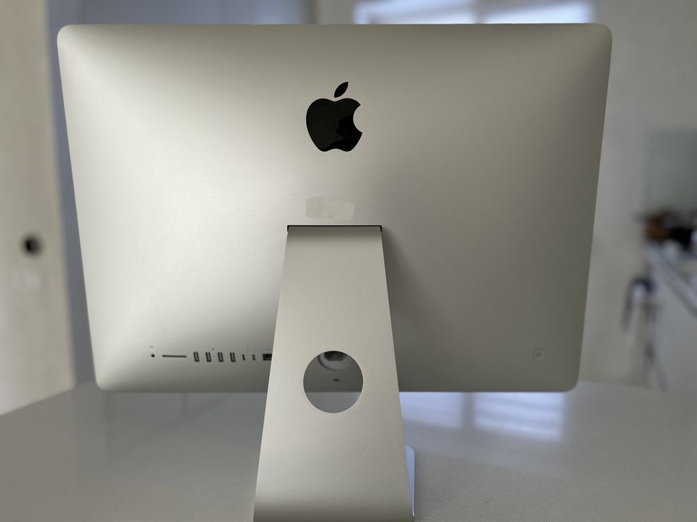 Продається IMac 2017 року,21.5