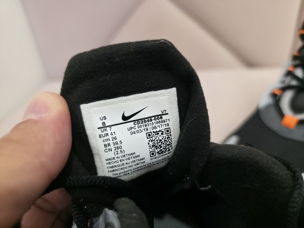 Кроссовки Nike Air Max 270 React. 41 р. 26 см.