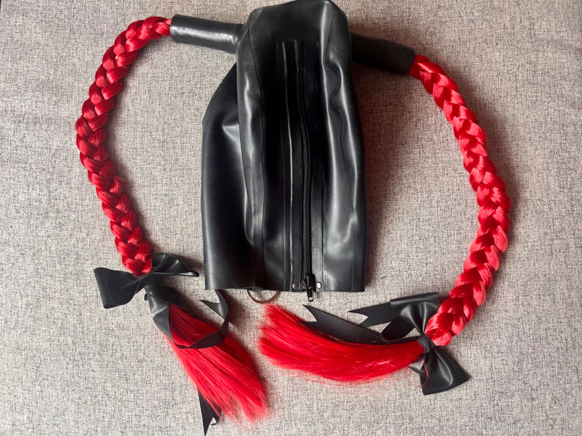 871/ Teatr Sesja Foto Maska unisex L latex lateks 0,4 kuce czerwone