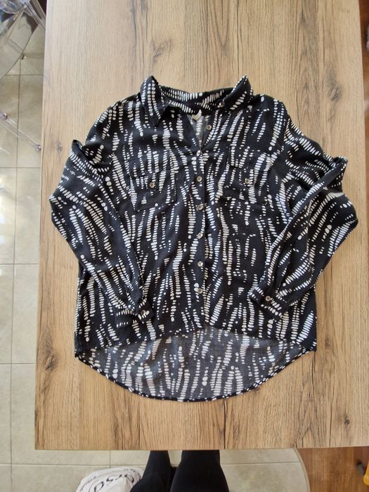 Czarno-biała elegancka bluzka duża koszula