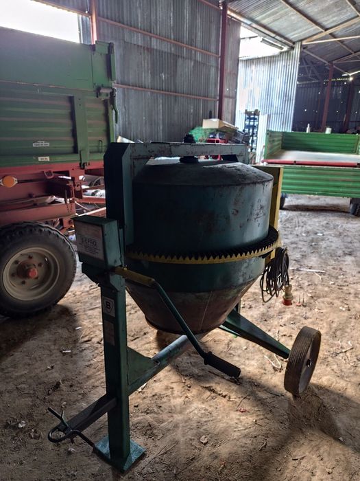 Betoniarka Defro 150L