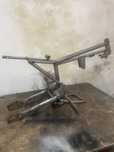 Vendo quadro e escora xf17