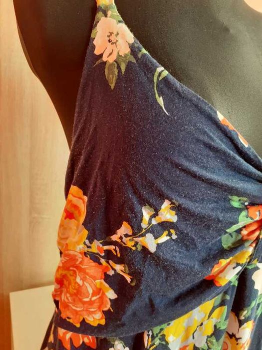 48 50 Sukienka na upały letnia plażowa midi kwiaty wiskoza Bonprix