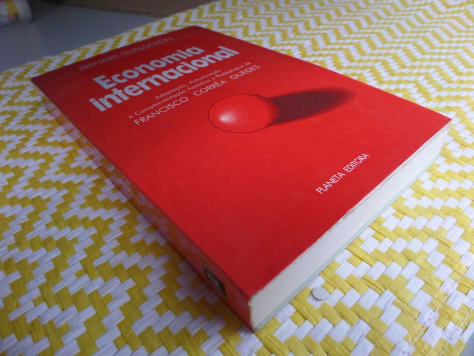 Economia internacional
Bernard Guillochon