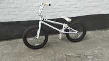 Велосипед Eastern BMX Element 20.75'' White 2019