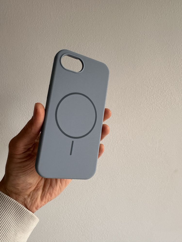 Etui Plecki Miękki silikon niebieskie do iPhone 16e