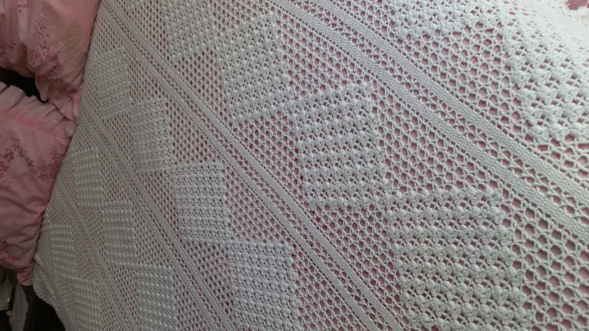 Colchas crochet cama solteiro cor perola como novas