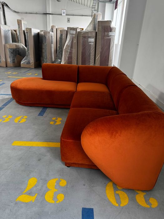 Nowoczesna sofa narożna