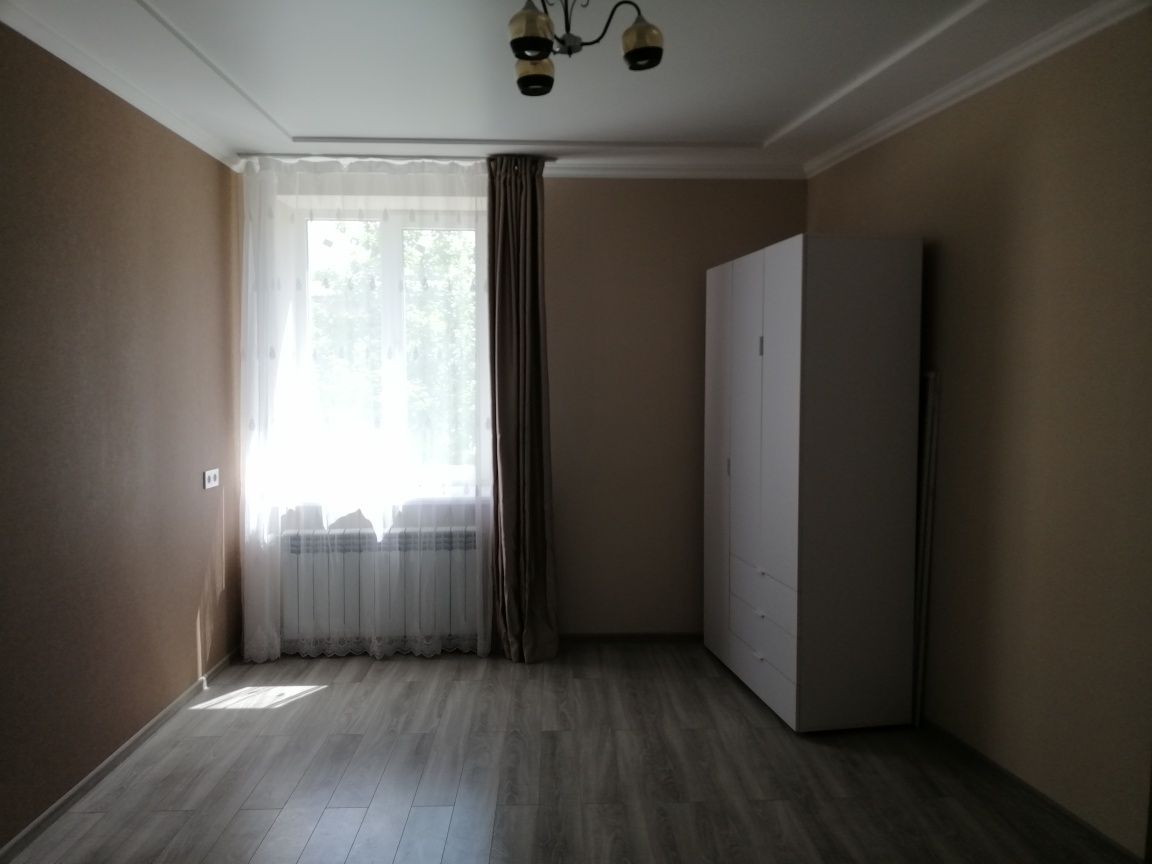 Продається 3х кімнатна квартира 76 м2, м.Борислав