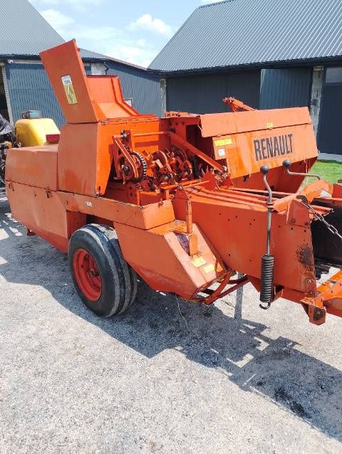 Prasa kostkujaca RENAULT CLAAS Dominat