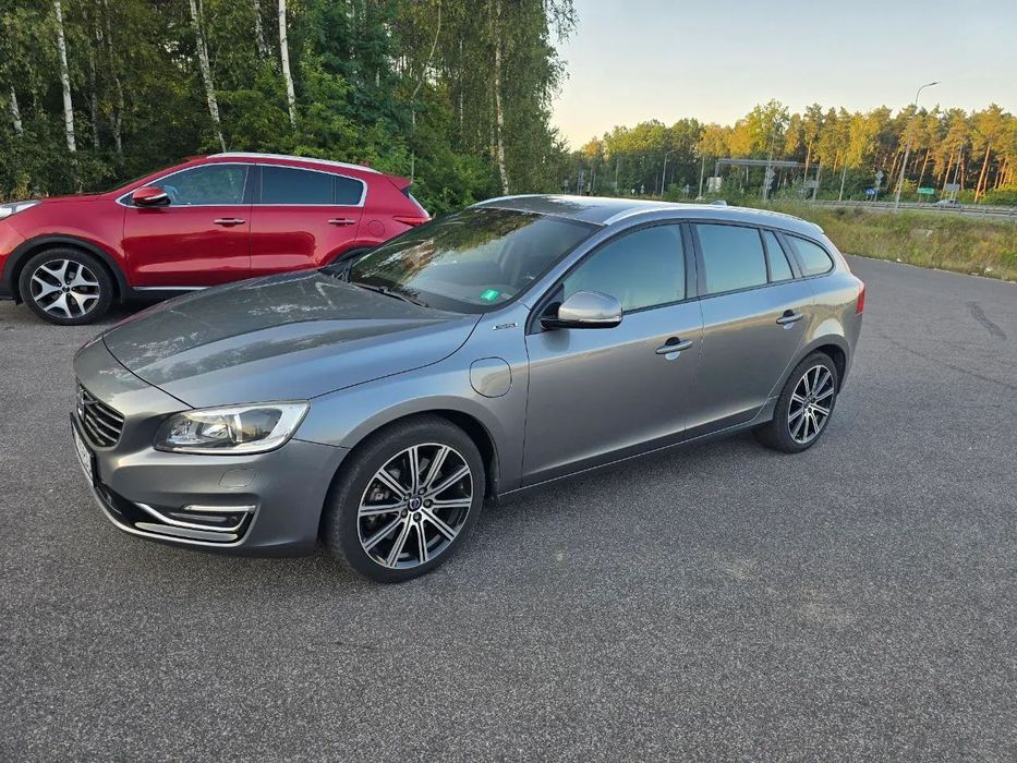Volvo V60 Volvo v60 2.4 pług-in Hybrydowy