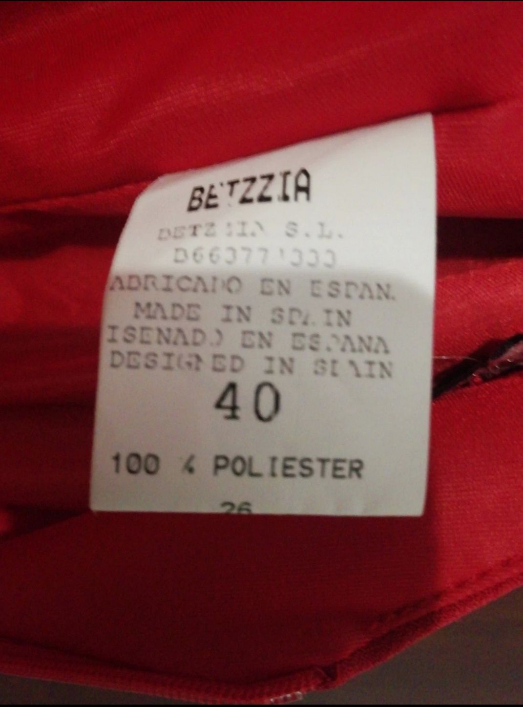 Macacão Vermelho Betzzia