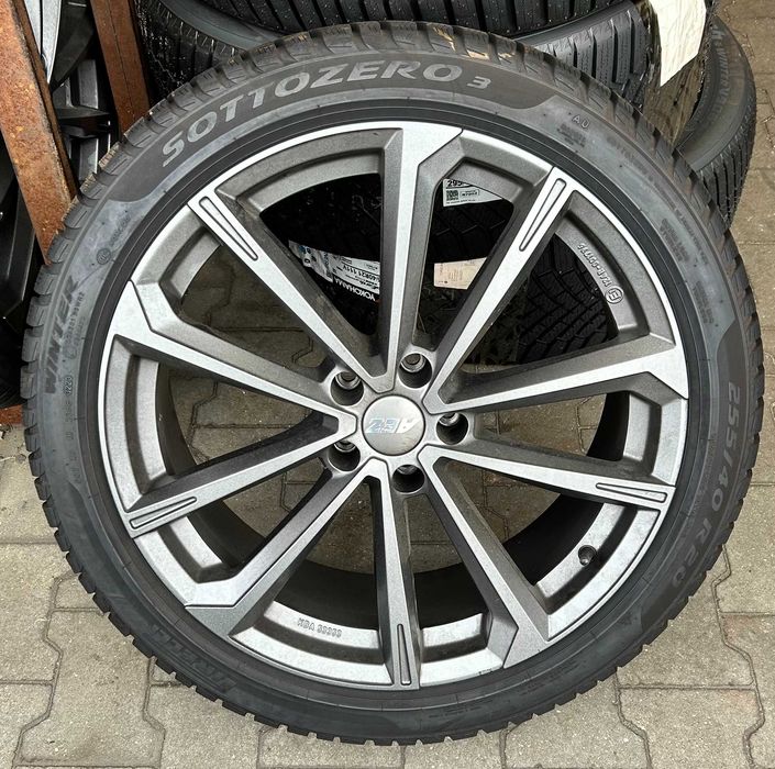 Komplet kół zimowych 20” Pirelli, felgi AEZ Aruba. stan bdb