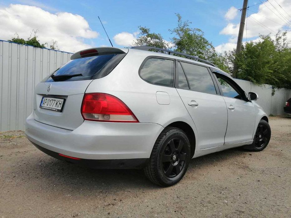Продам сімейне авто