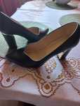 Sprzedam buty na obcasie