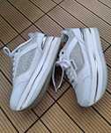 Guess sneakersy stan idealny roz. 39